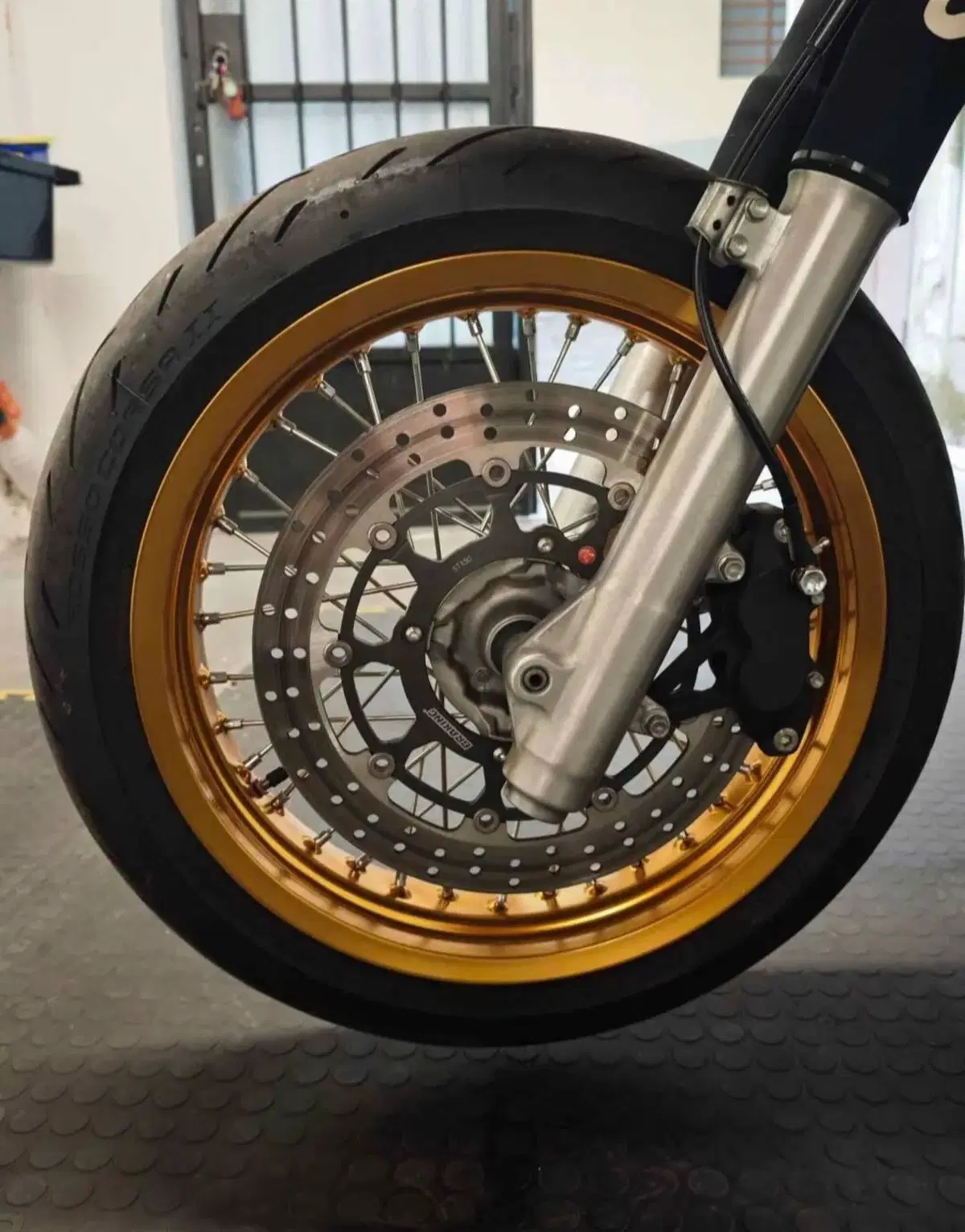 Honda XR 650 R Supermotard (2002 - 04) (8)