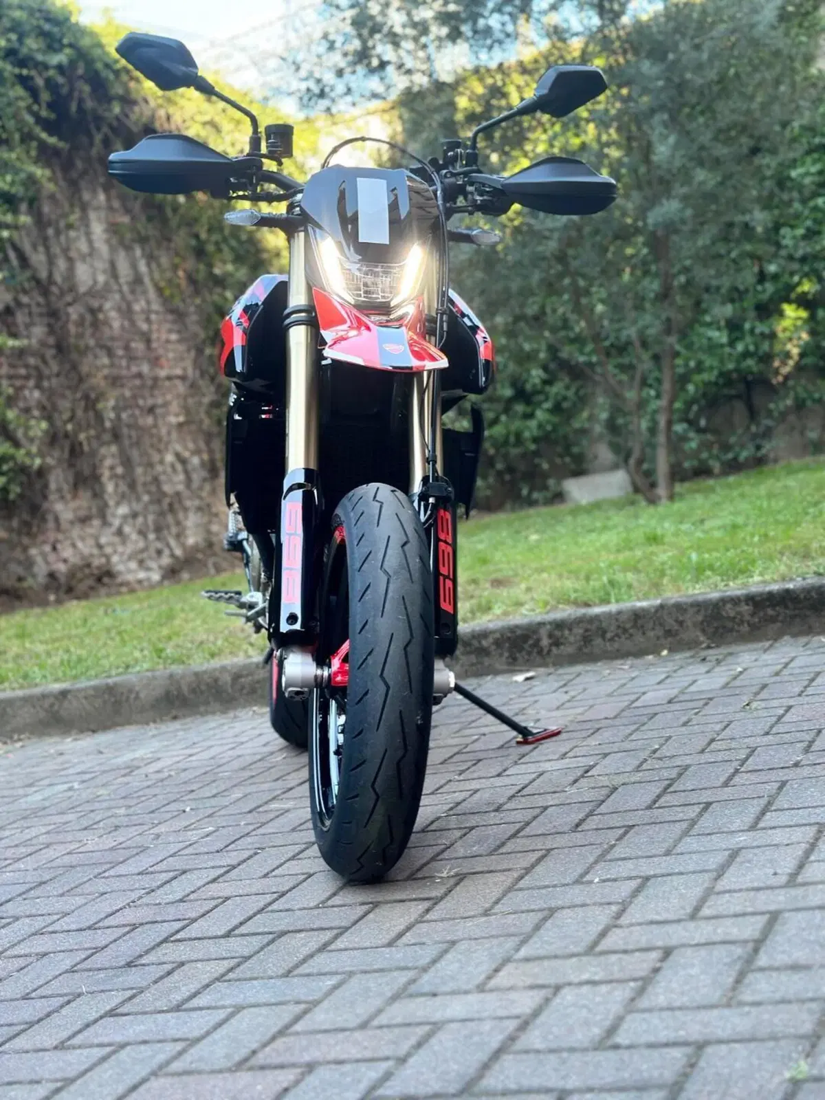 Ducati Hypermotard 698 Mono RVE (2024 - 26) (5)