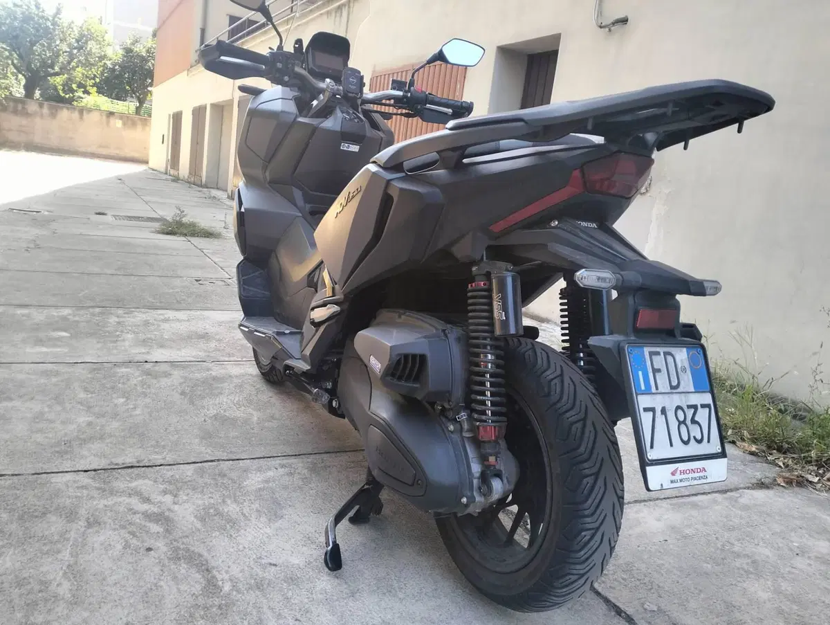 Honda ADV 350 (2022 - 24) (6)