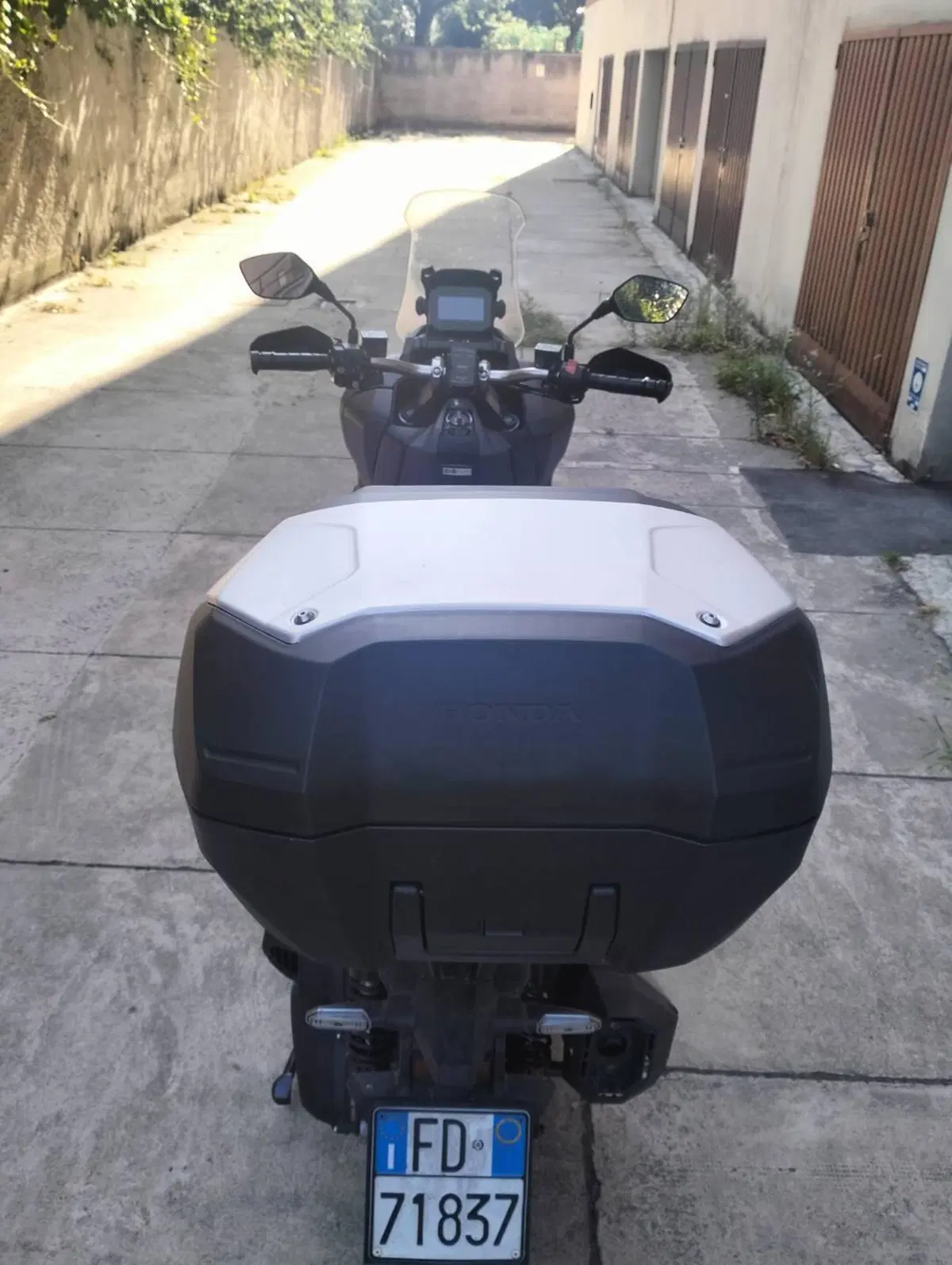 Honda ADV 350 (2022 - 24) (10)