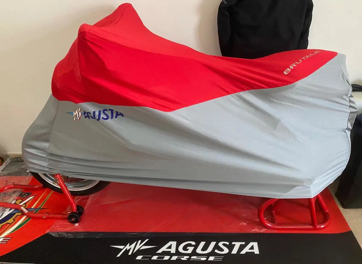 MV Agusta Brutale 910 S (2005 - 11) (3)