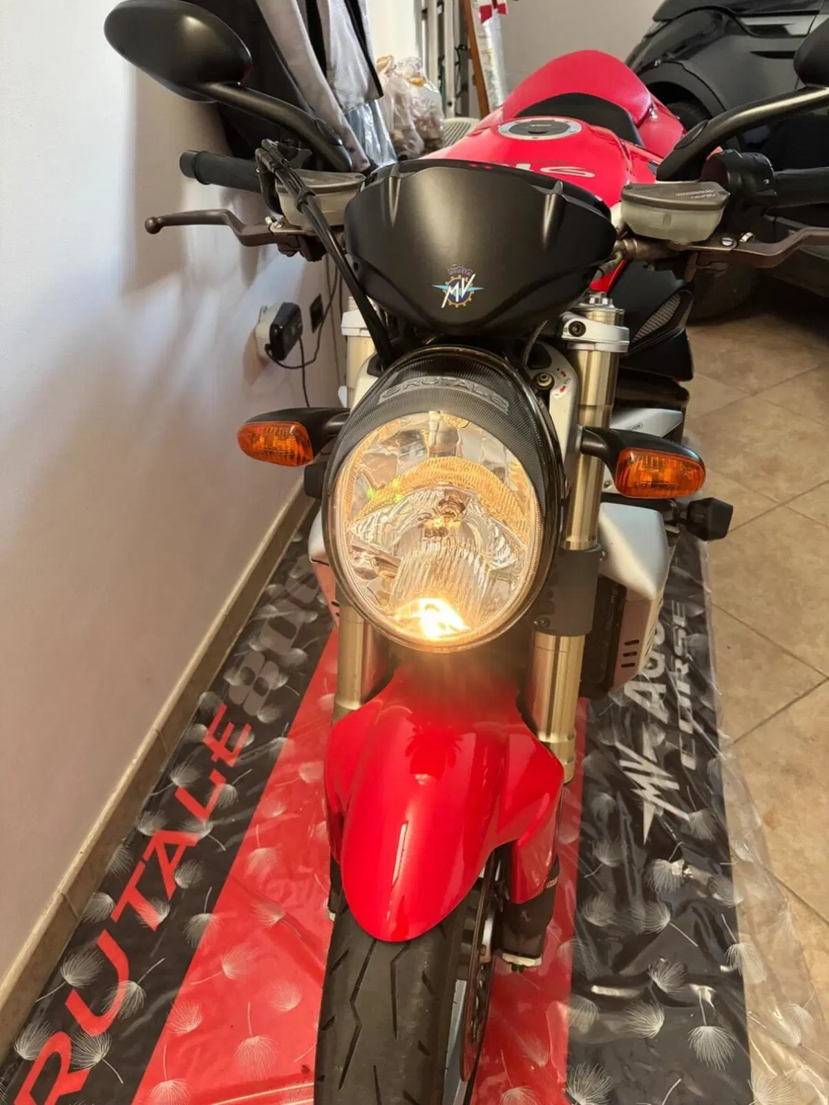 MV Agusta Brutale 910 S (2005 - 11) (7)