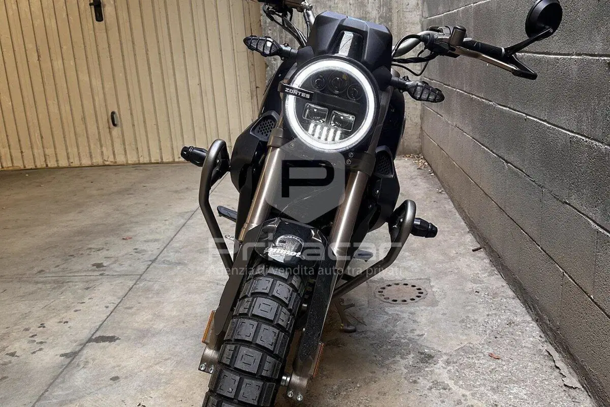 Zontes ZT125-G1 (2020 - 26) (7)