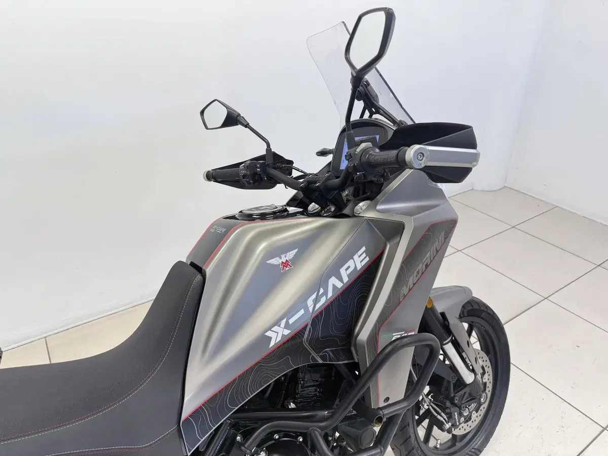 Moto Morini X-Cape 650 (2021 - 26) (8)