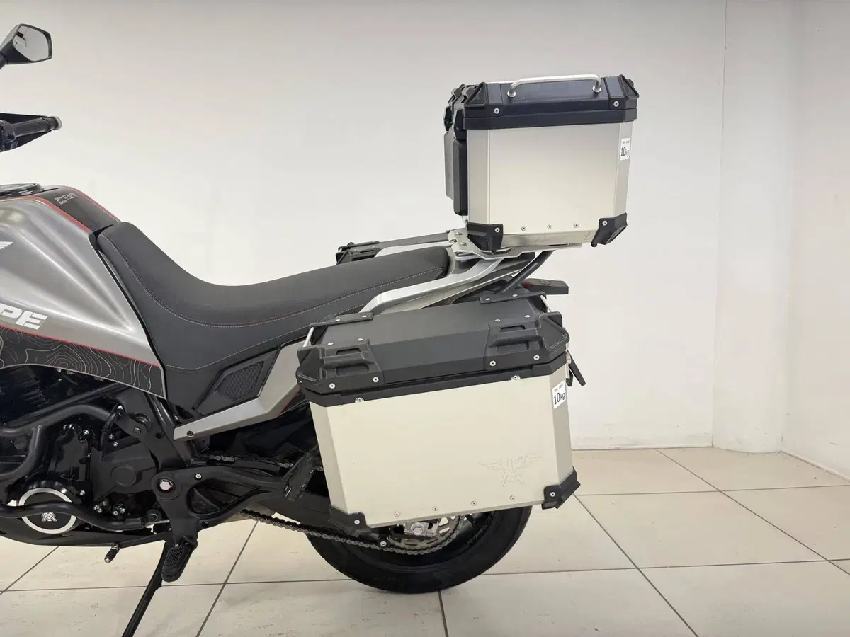 Moto Morini X-Cape 650 (2021 - 26) (14)