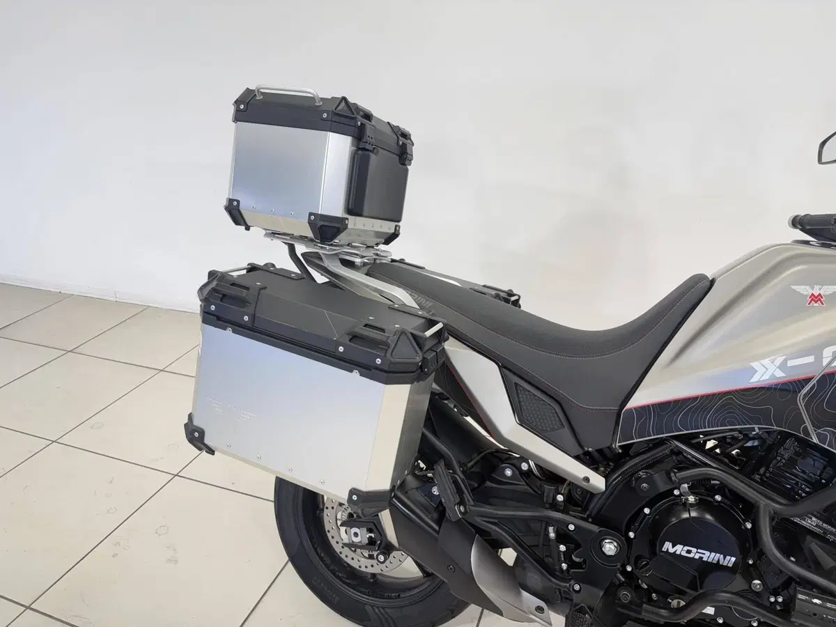 Moto Morini X-Cape 650 (2021 - 26) (17)