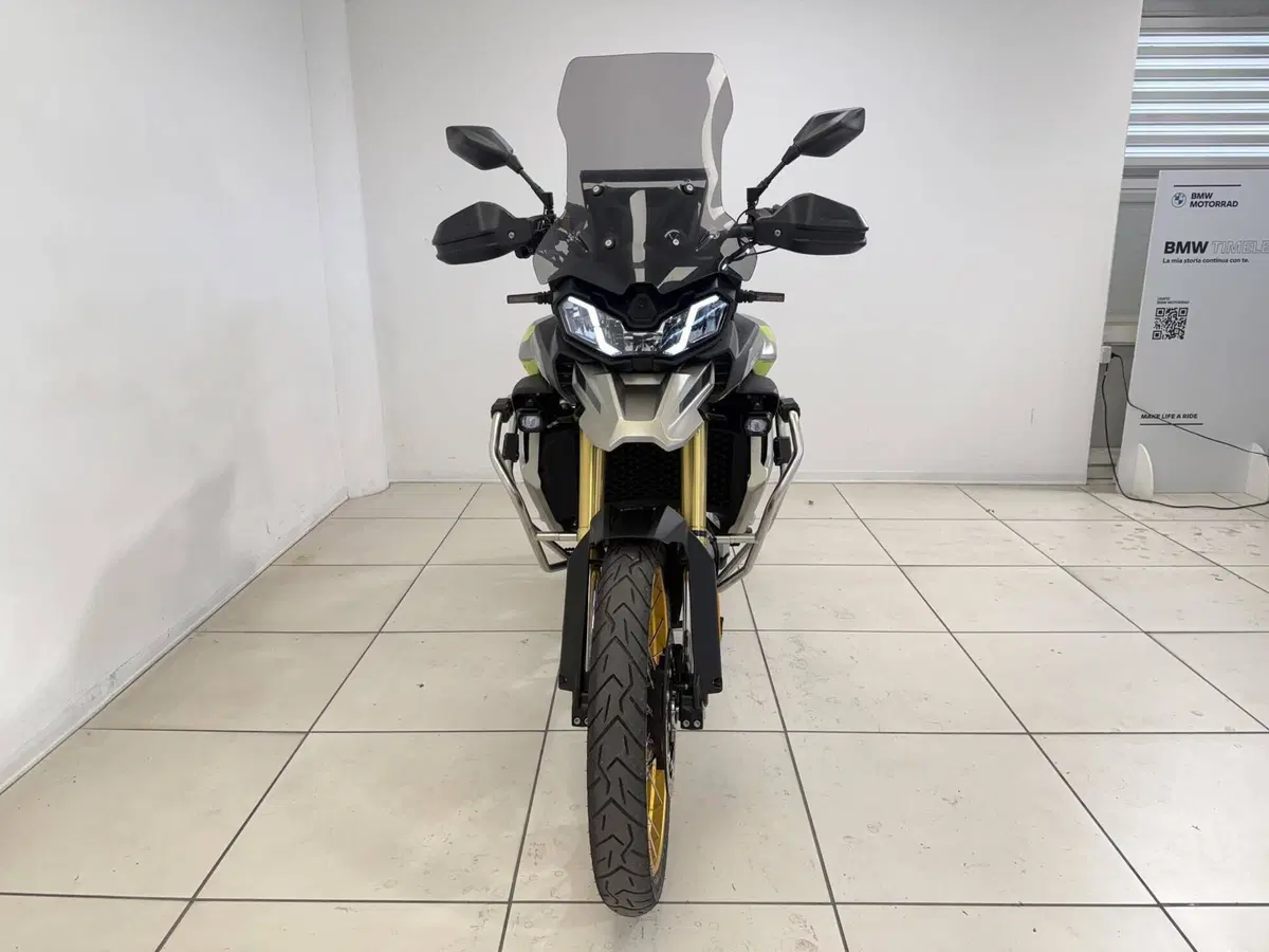 Voge Valico 900DSX (2024 - 26) (3)
