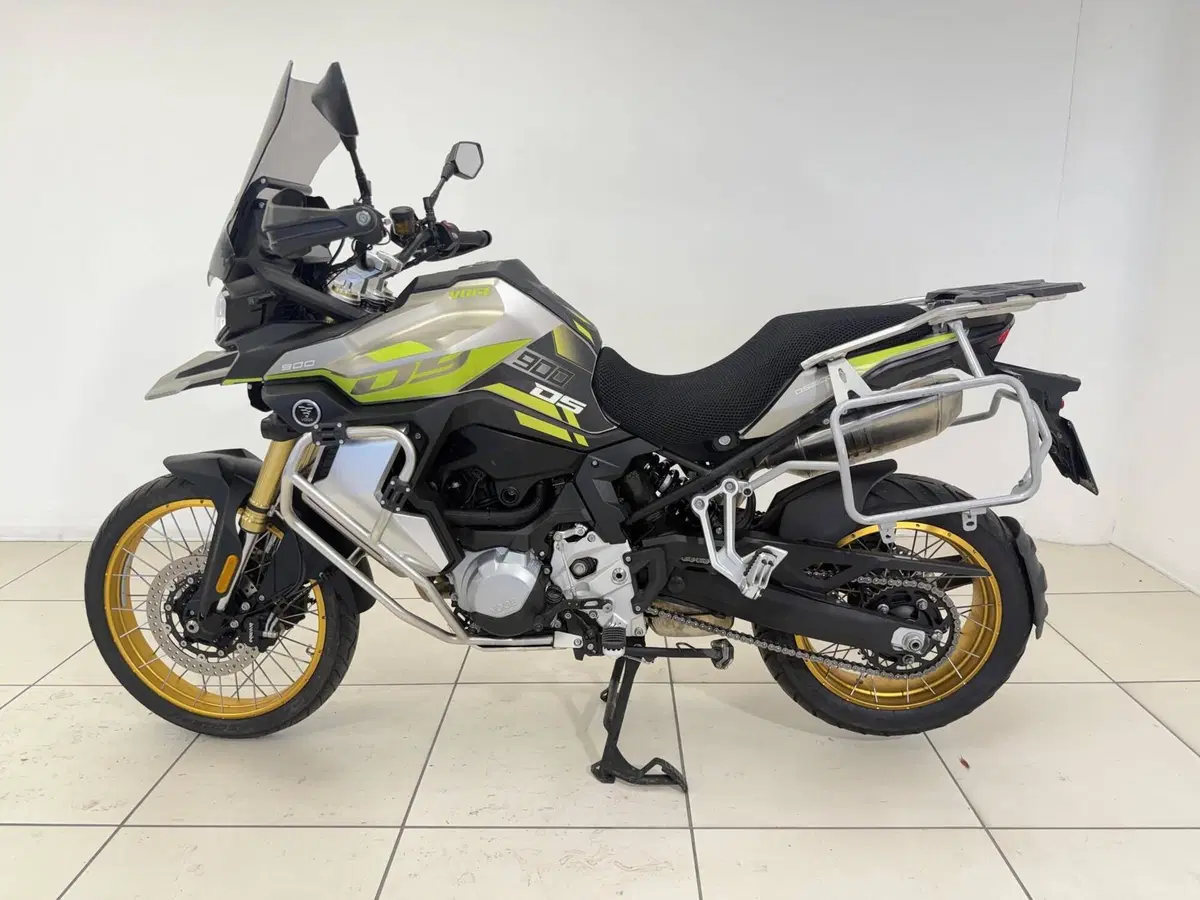 Voge Valico 900DSX (2024 - 26) (5)