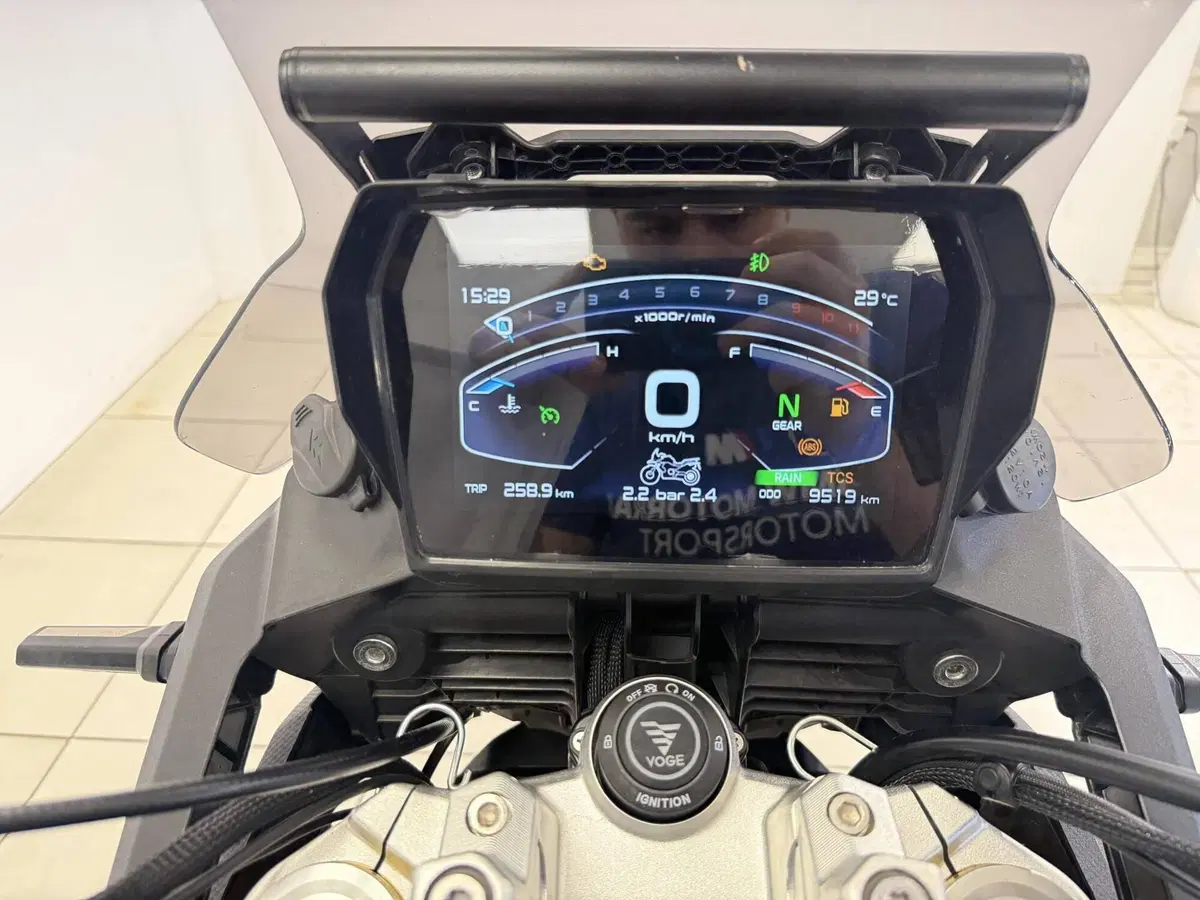 Voge Valico 900DSX (2024 - 26) (15)
