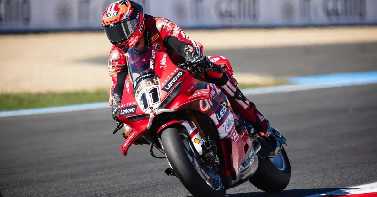 SBK. Bulega: “Devo ancora trovare il miglior assetto”.