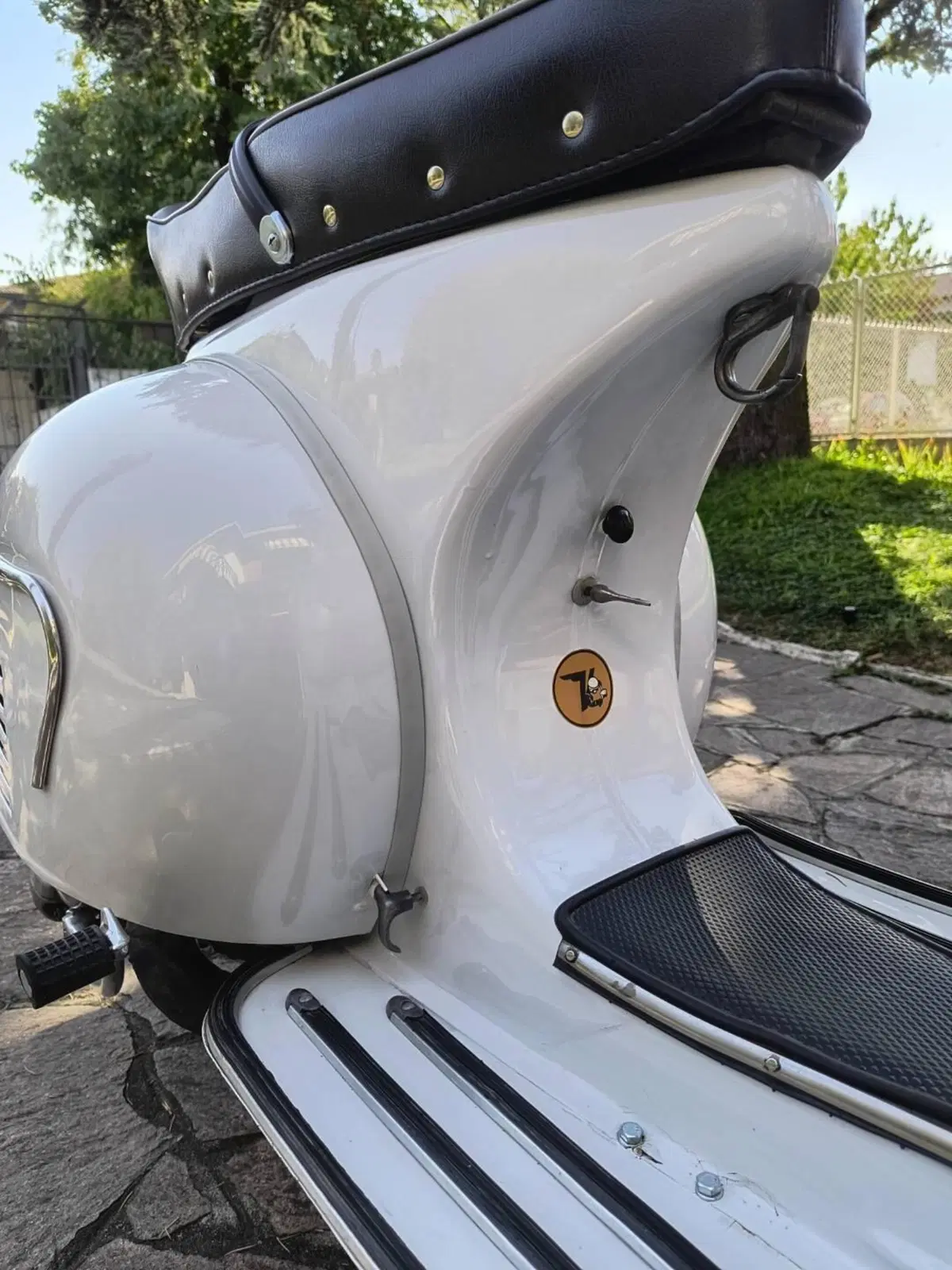 Piaggio Vespa 160 GS (8)
