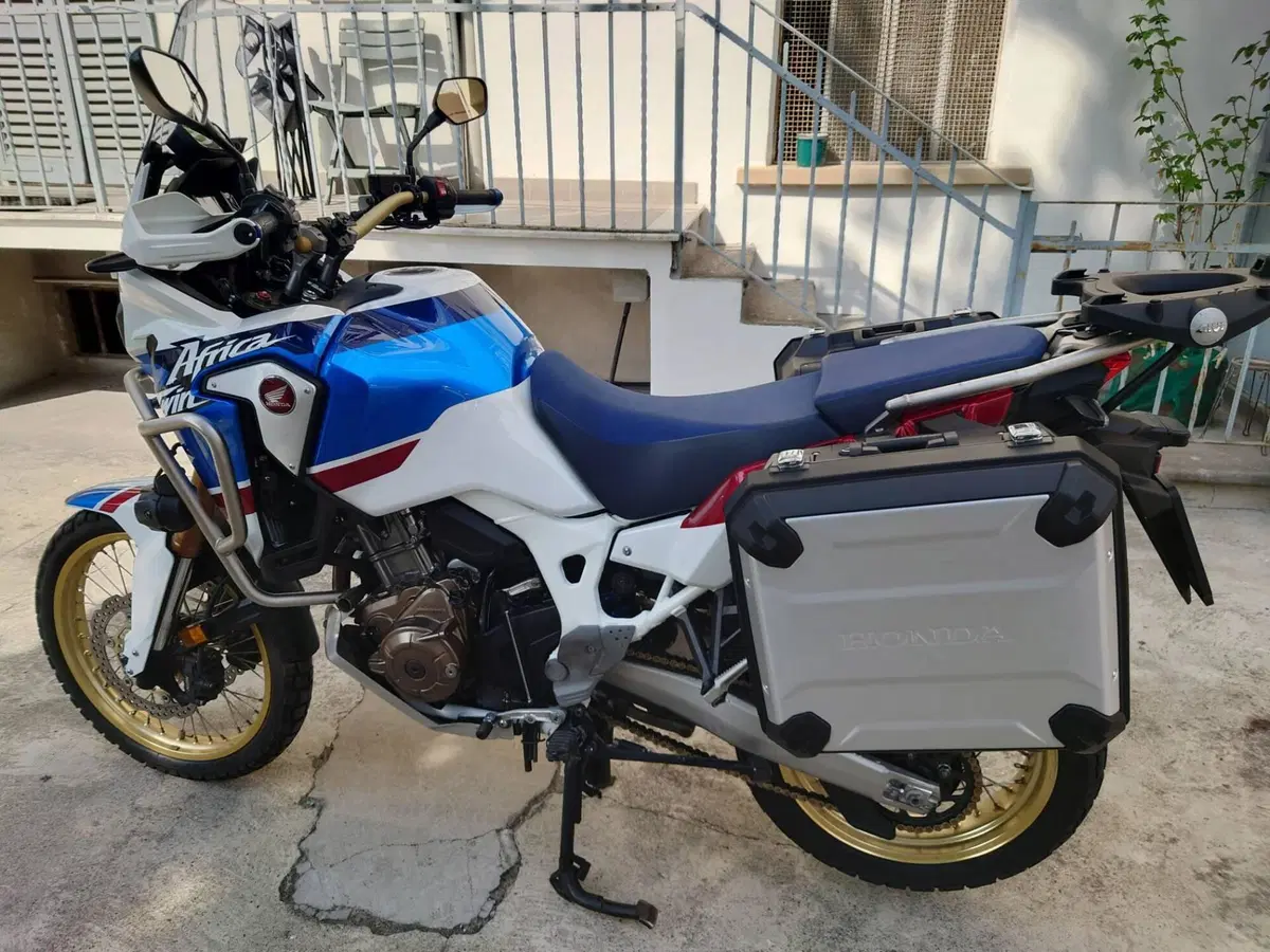 Honda Africa Twin CRF 1000L Adventure Sports (2018 - 19) (3)