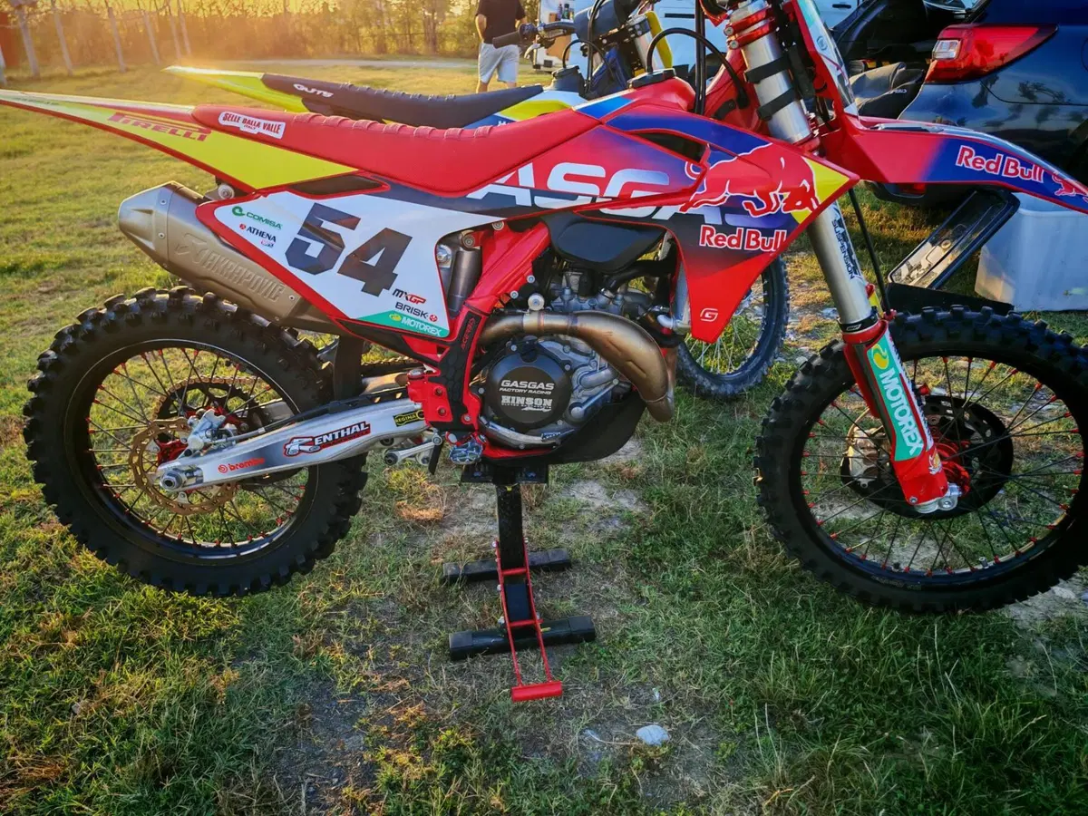 GASGAS MC 450 F Factory Edition (2023) (2)