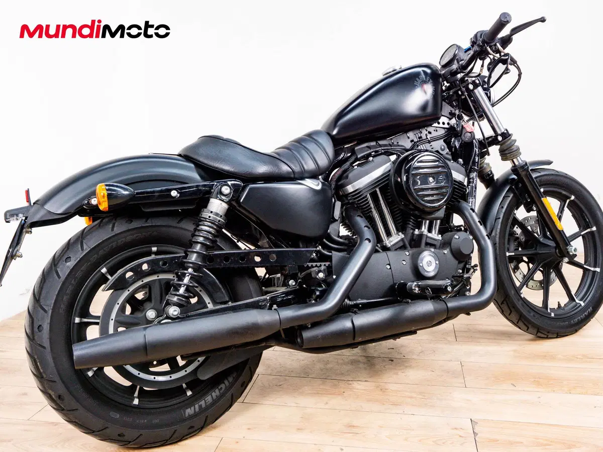 Harley-Davidson 883 Iron (2009 - 11) - XL 883N (3)