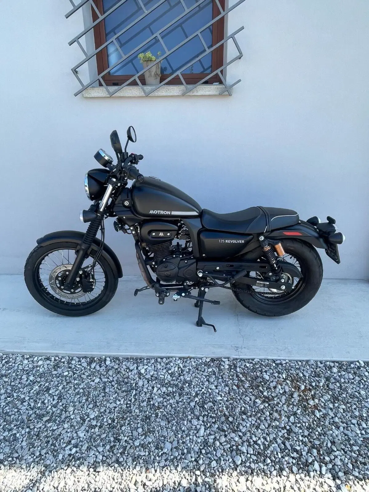 Motron Motorcycles Revolver 125 (2021 - 26) (4)