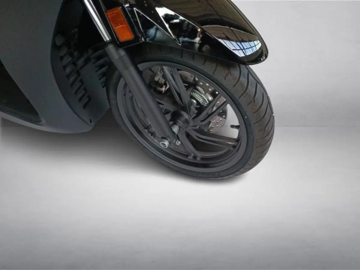 Honda SH 350 (2021 - 24) (13)