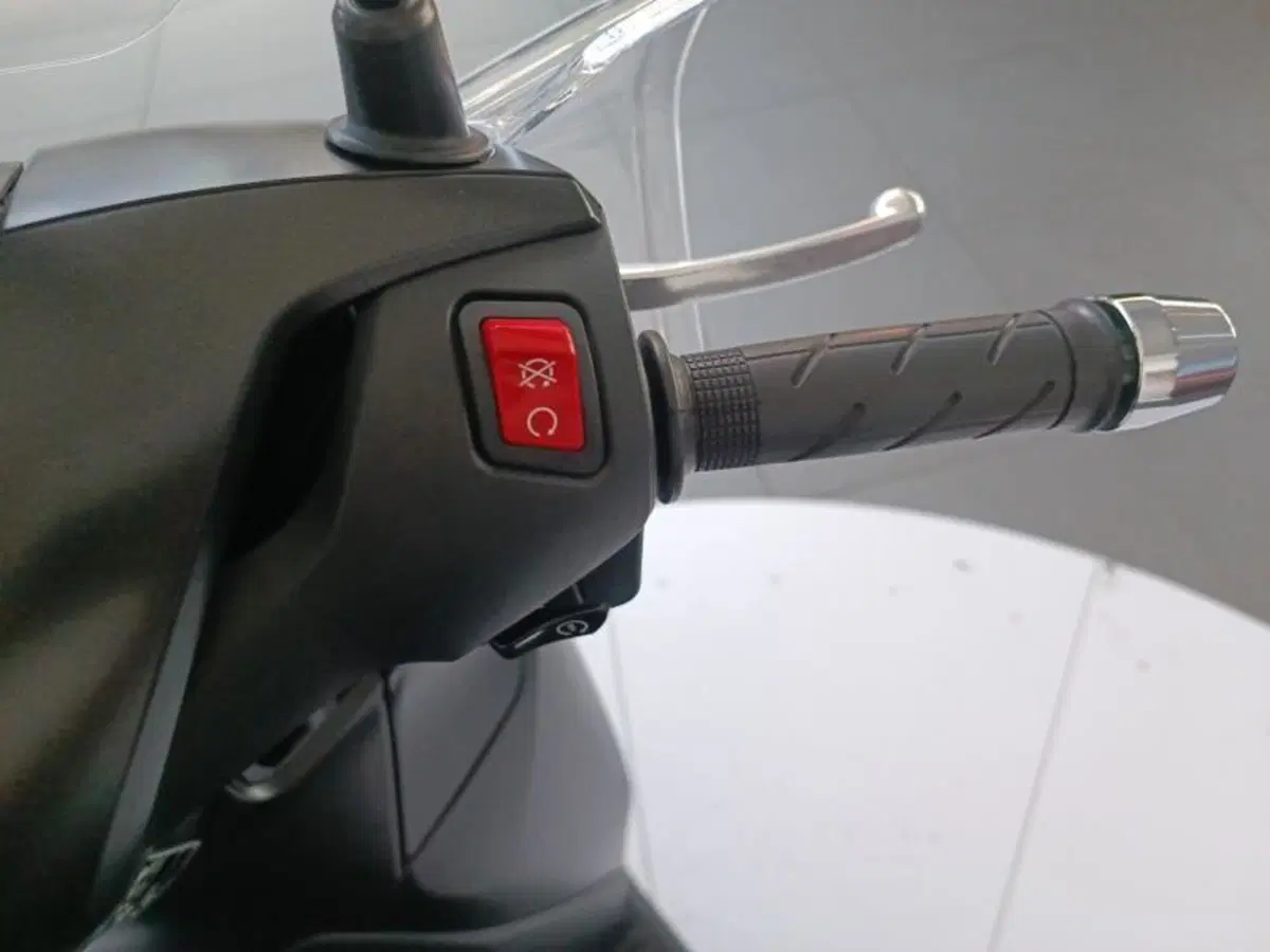 Honda SH 350 (2021 - 24) (10)