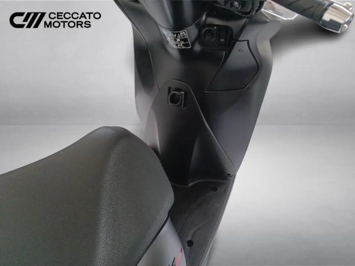Honda SH 350 (2021 - 24) (15)