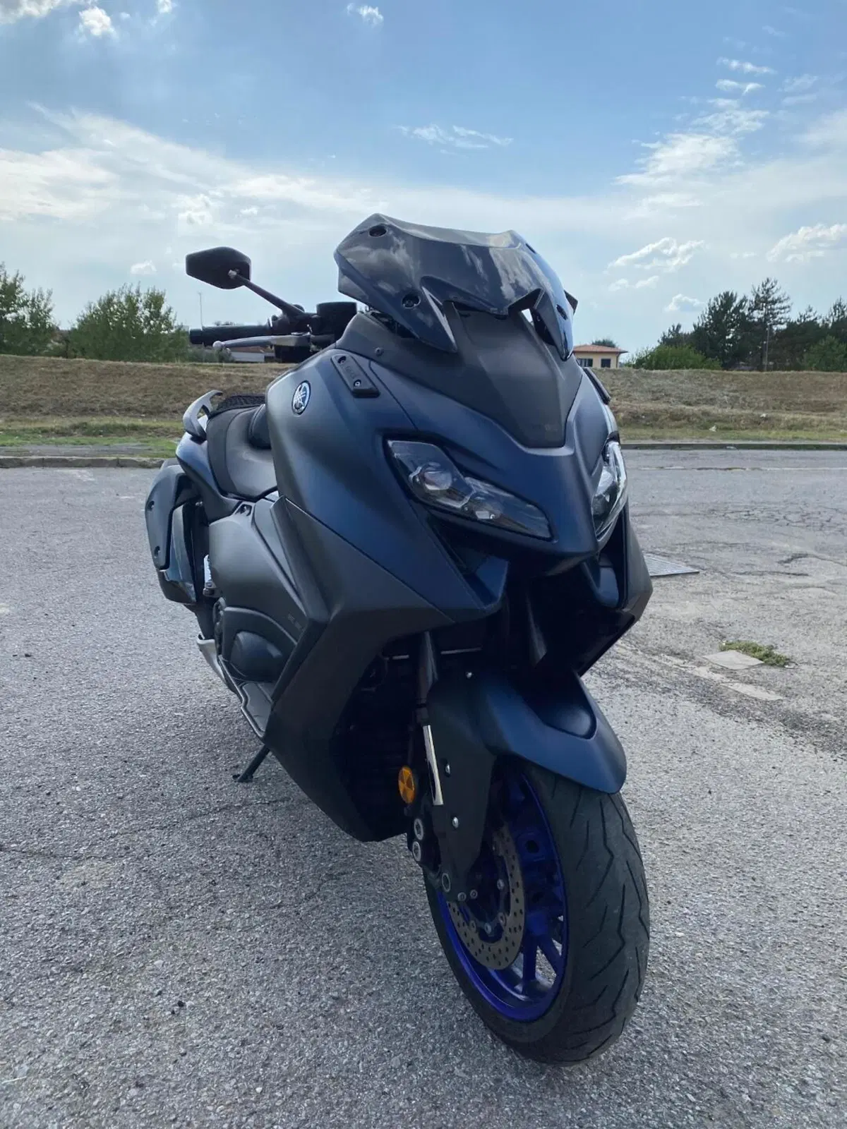 Yamaha T-Max 560 (2022 - 24) (5)