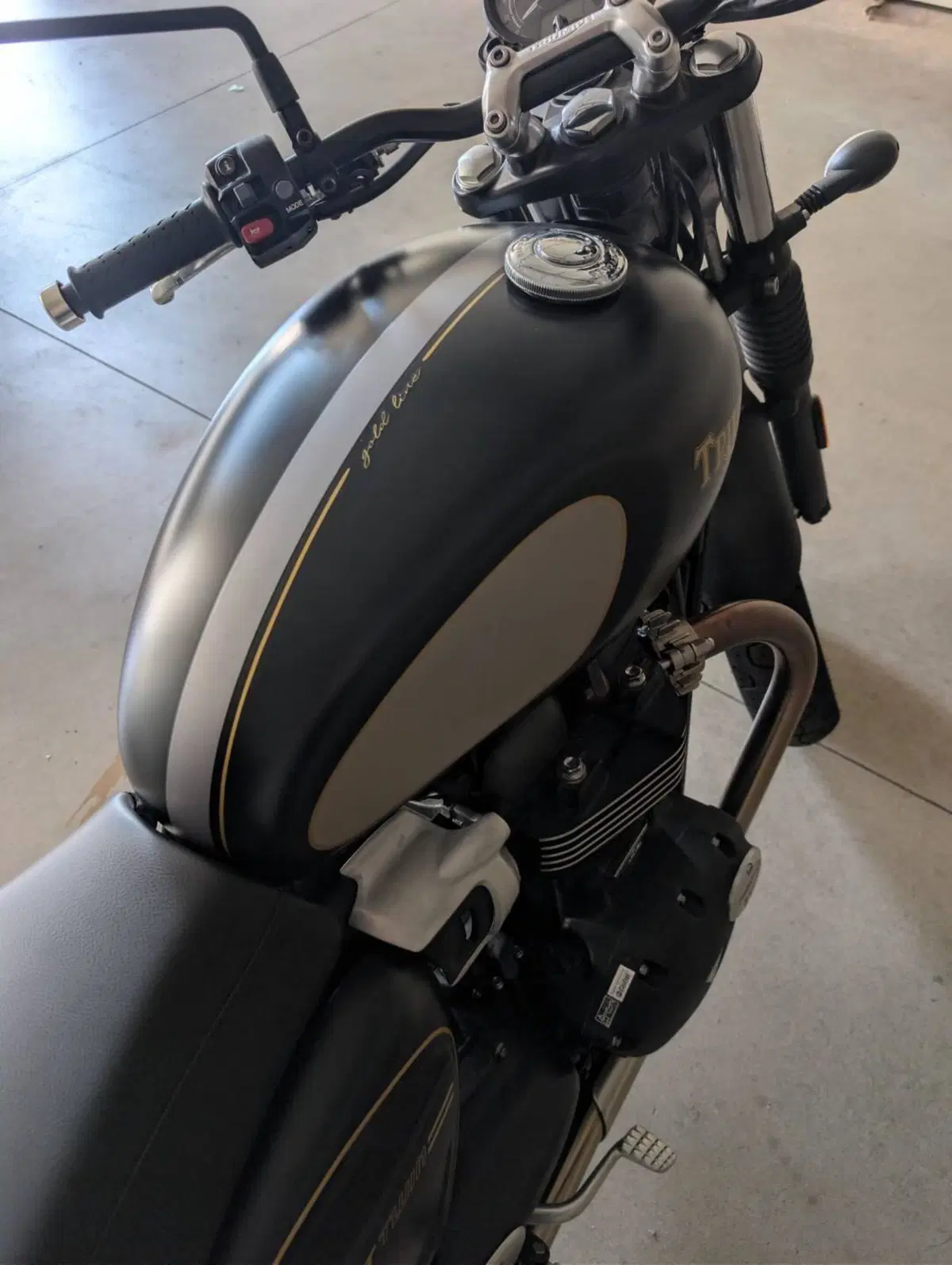 Triumph Street Twin 900 (2021 - 22) (8)