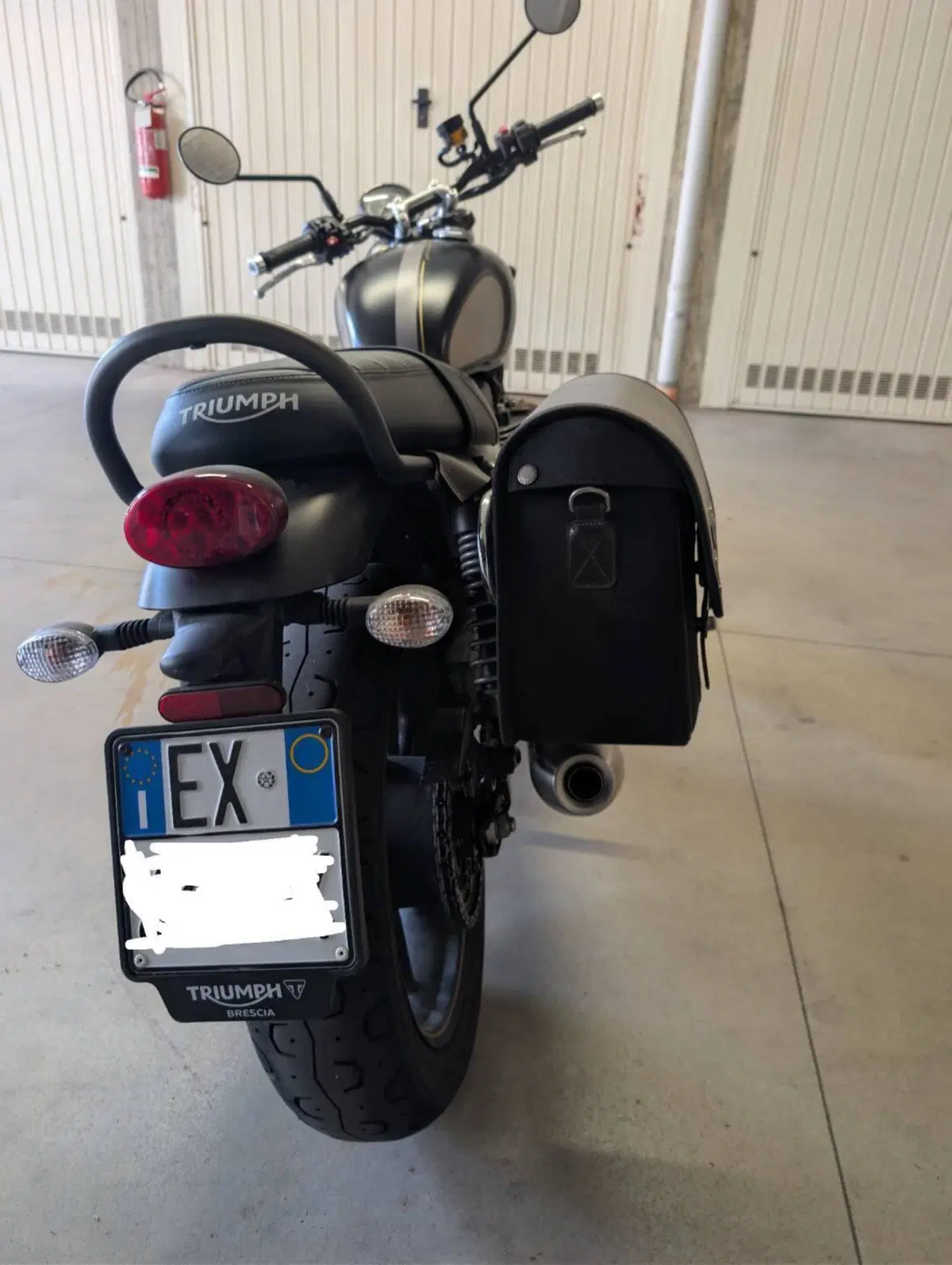 Triumph Street Twin 900 (2021 - 22) (10)