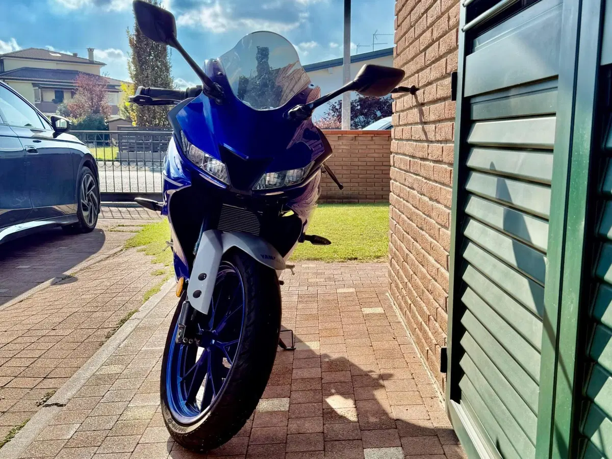 Yamaha YZF R125 (2021 - 22) (2)