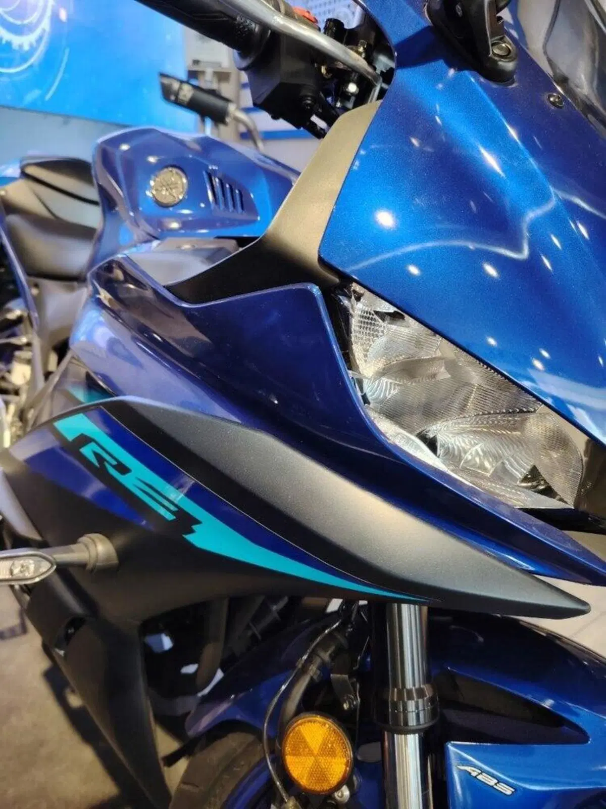 Yamaha YZF R3 (2021 - 24) (2)