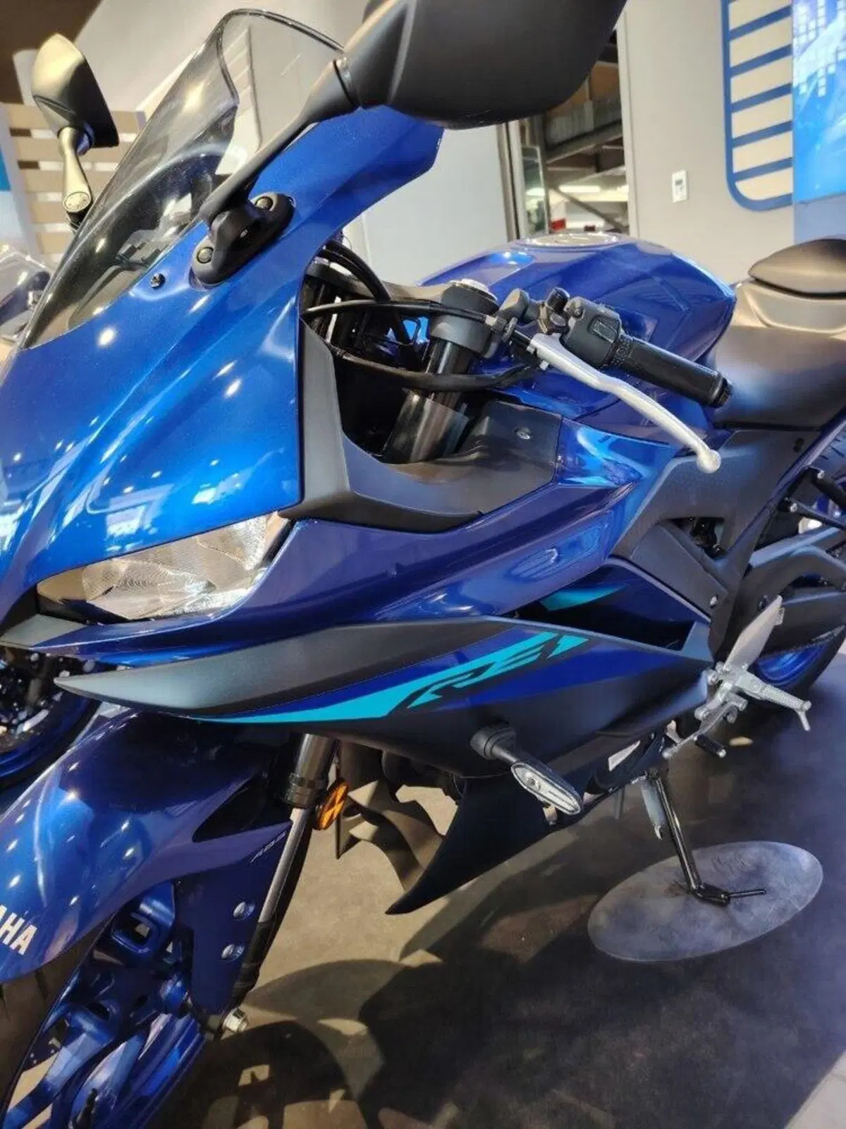 Yamaha YZF R3 (2021 - 24) (7)