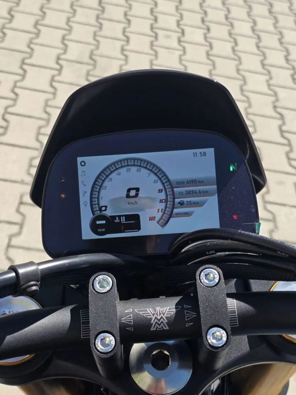 Moto Morini SEIEMMEZZO SCR (2022 - 26) (7)