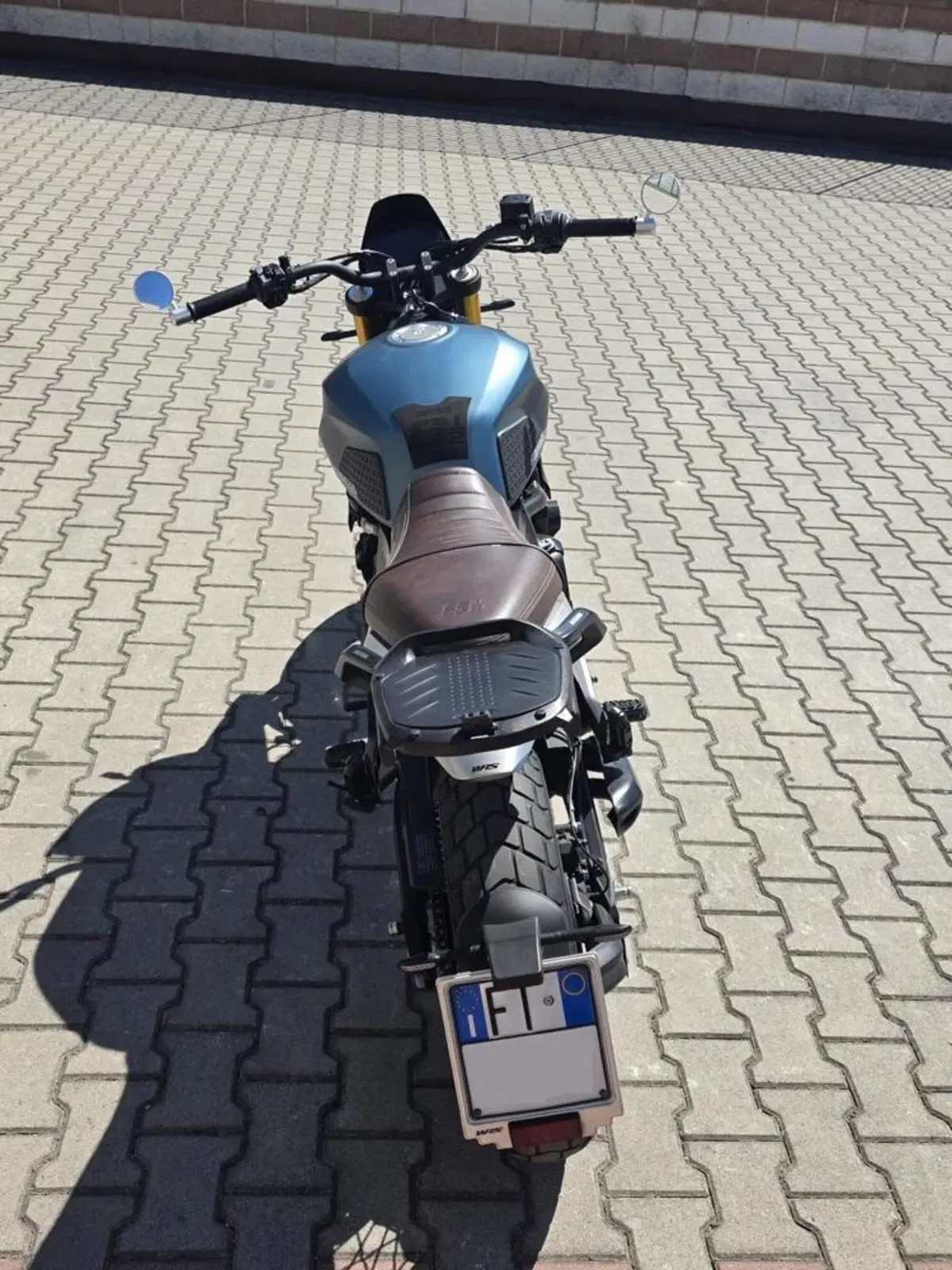 Moto Morini SEIEMMEZZO SCR (2022 - 26) (6)