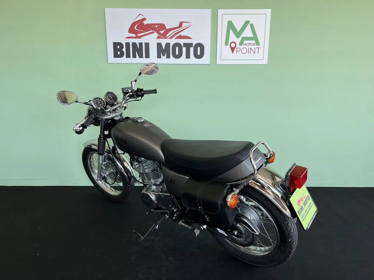 Yamaha SR 400 (2013 - 17) (6)
