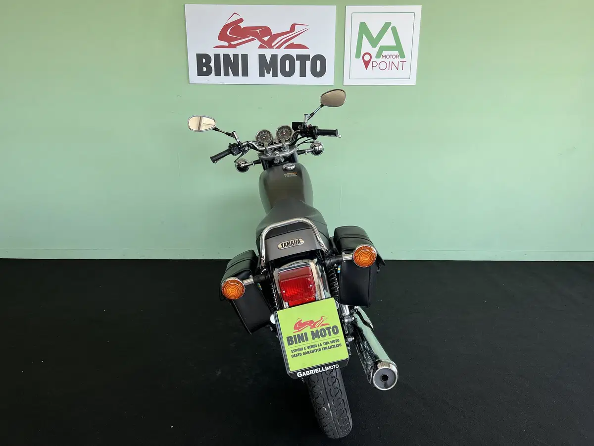 Yamaha SR 400 (2013 - 17) (7)