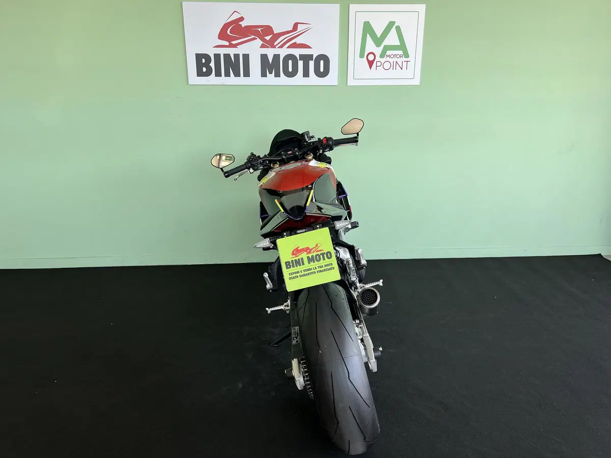 Aprilia Tuono V4 Factory (2021 - 24) (7)