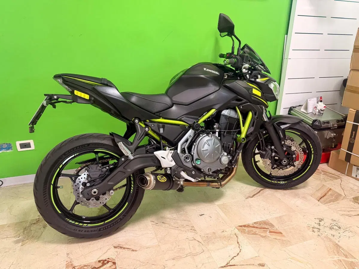 Kawasaki Z 650 (2017 - 19) (3)