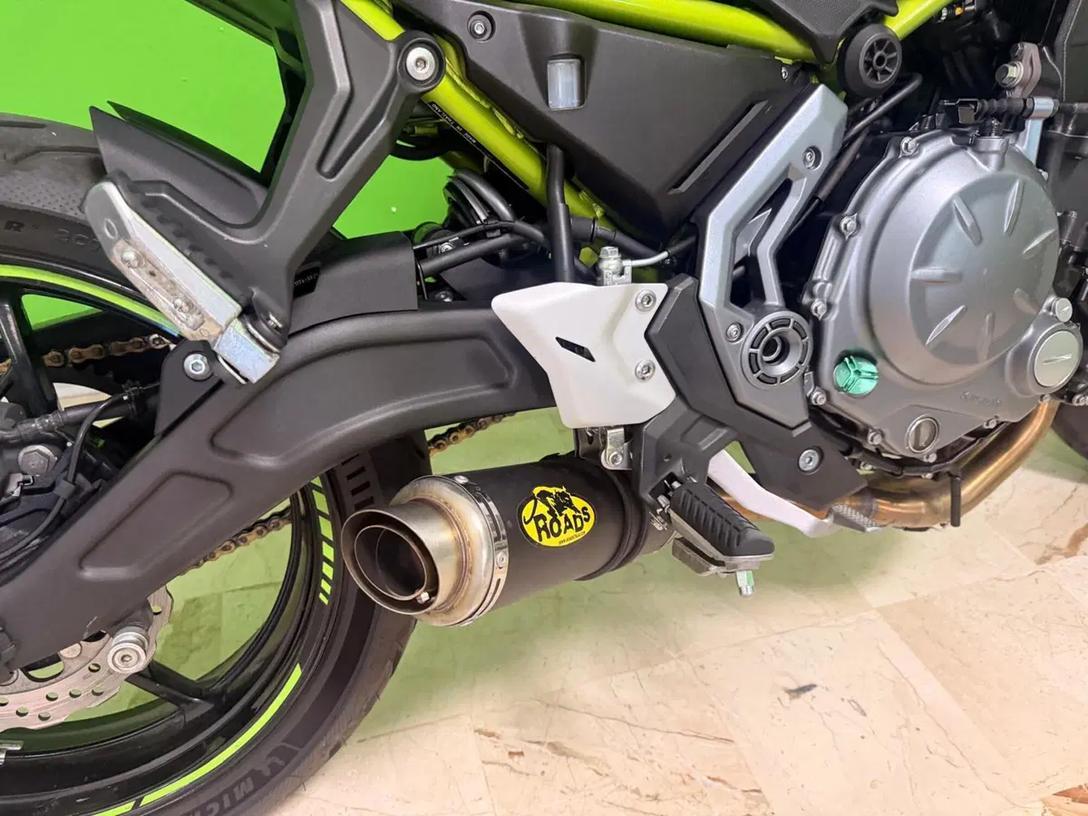Kawasaki Z 650 (2017 - 19) (4)