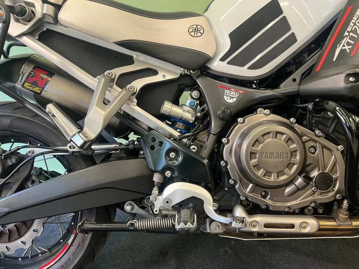 Yamaha XT1200Z Super Ténéré ABS (2010 - 15) (5)