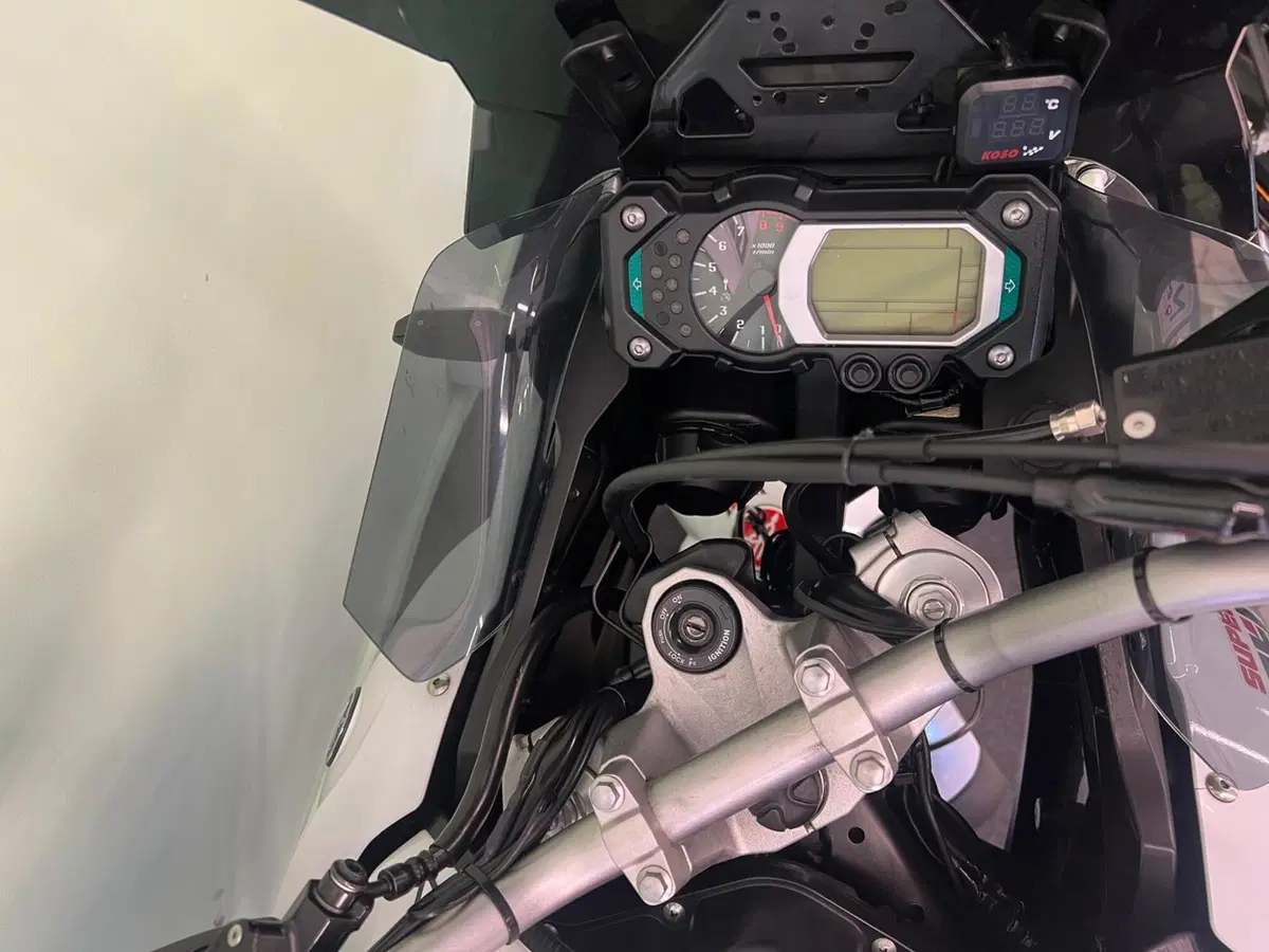 Yamaha XT1200Z Super Ténéré ABS (2010 - 15) (8)