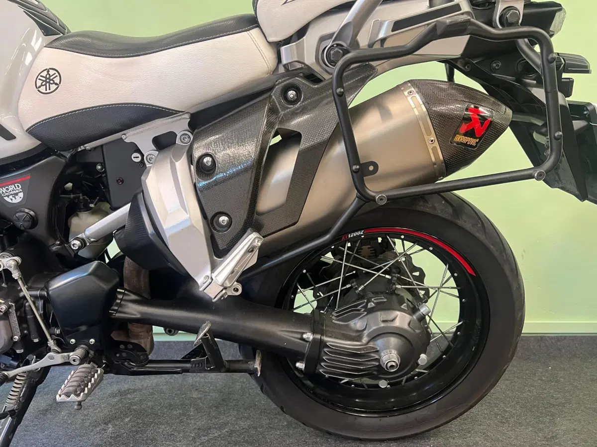 Yamaha XT1200Z Super Ténéré ABS (2010 - 15) (11)