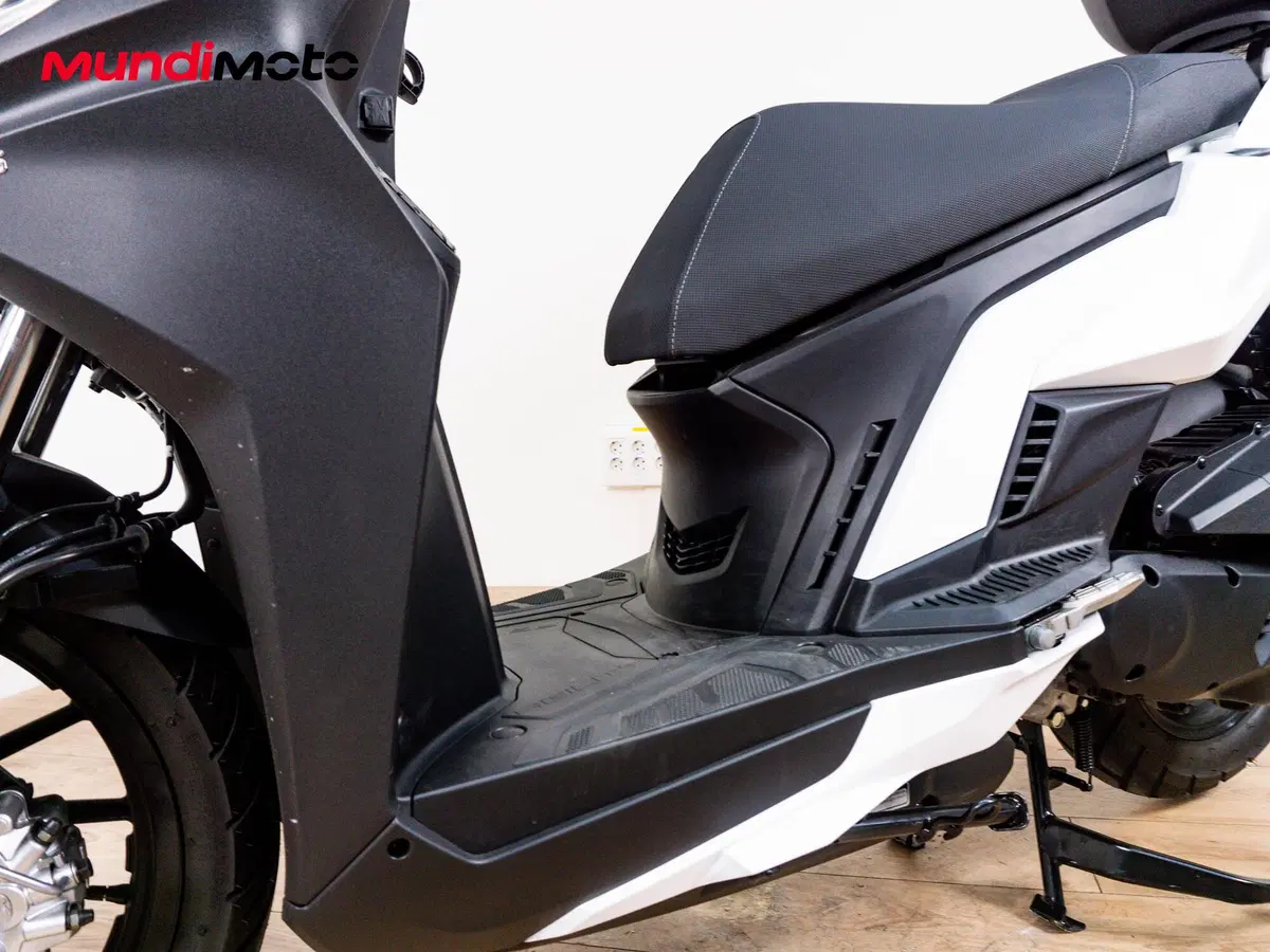 Kymco Agility 125 S (2022 - 26) (9)