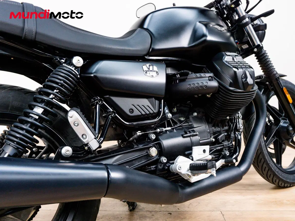 Moto Guzzi V7 850 Stone Special Abs (2021) (4)