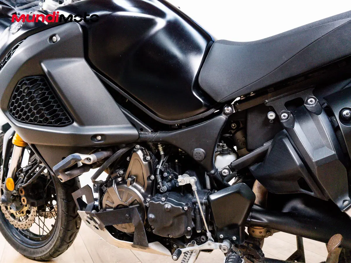 Yamaha XT1200Z Super Ténéré First Edition (2010 - 11) (10)