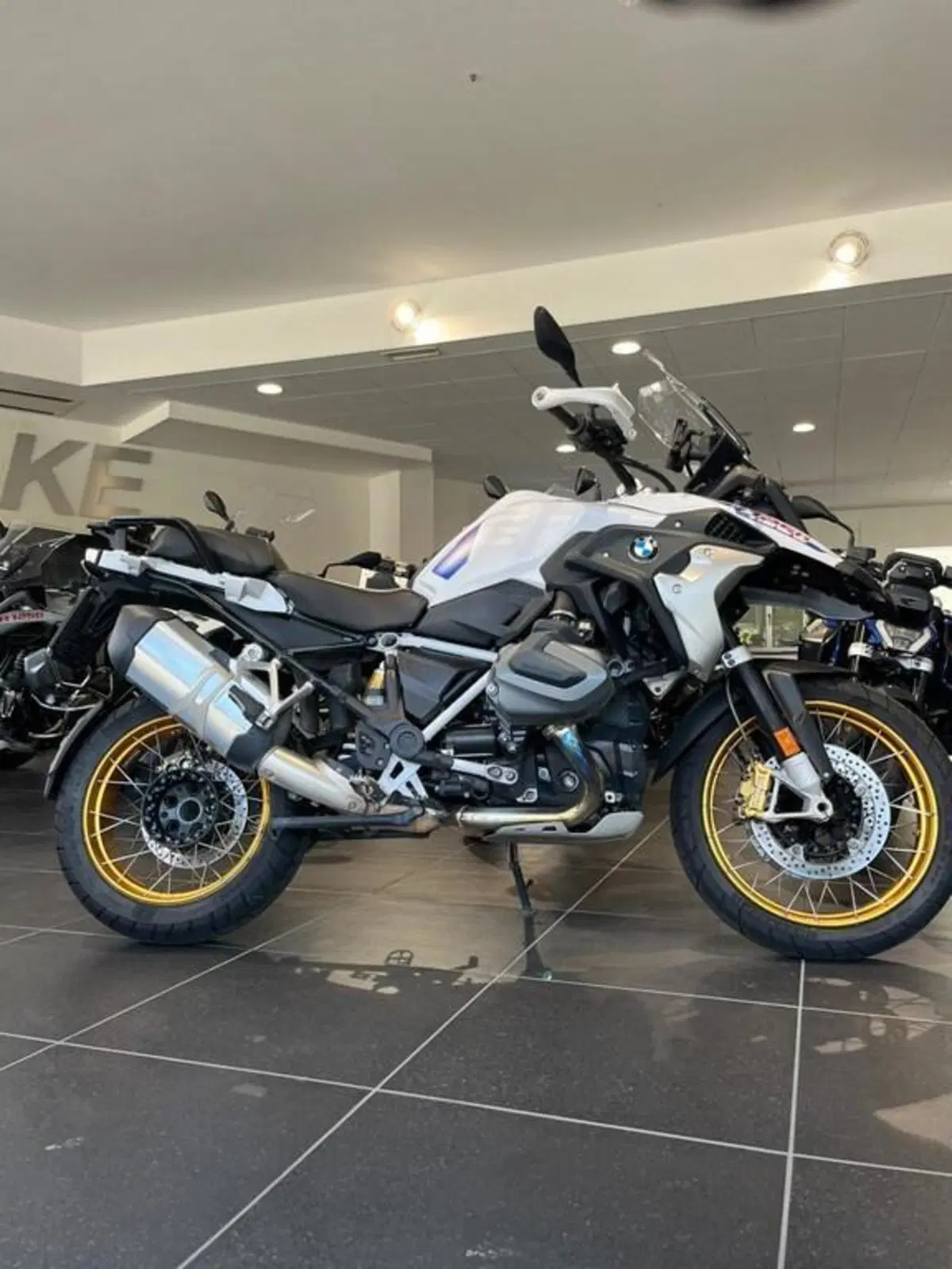 Bmw R 1250 GS (2021 - 24) (2)