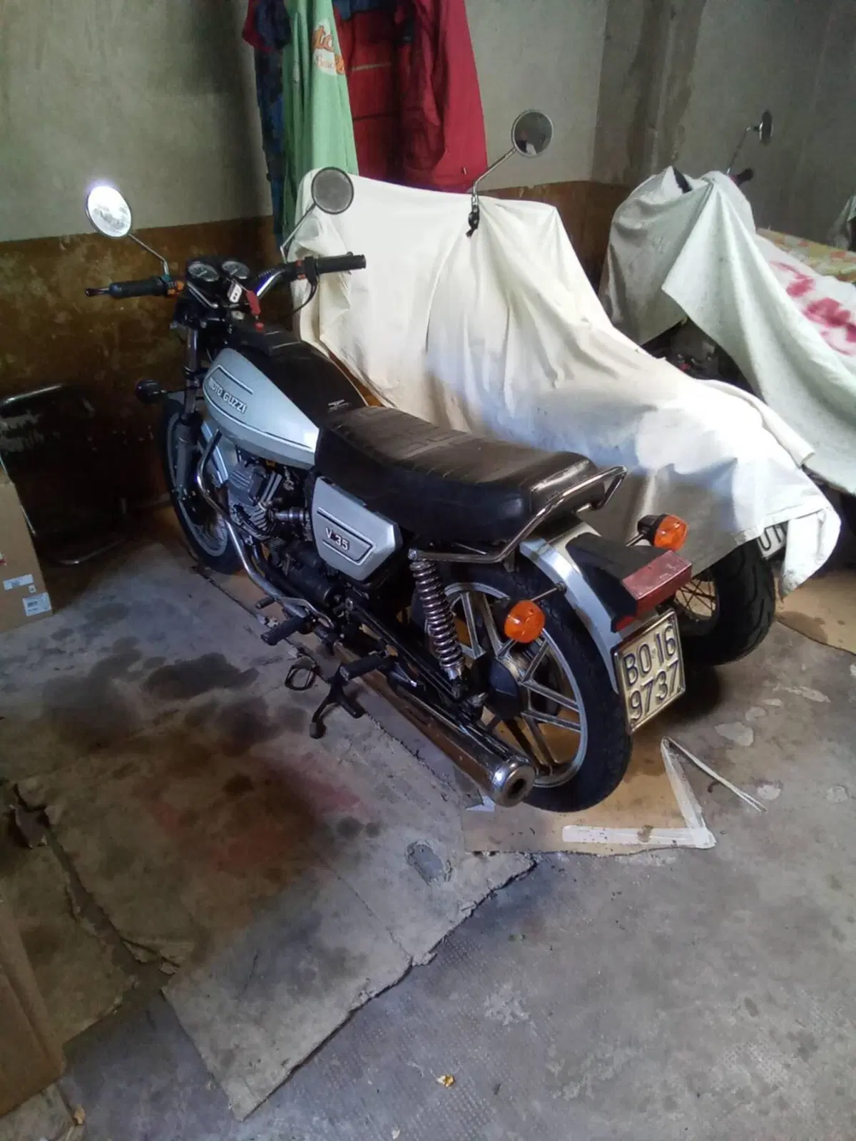 Moto Guzzi V35