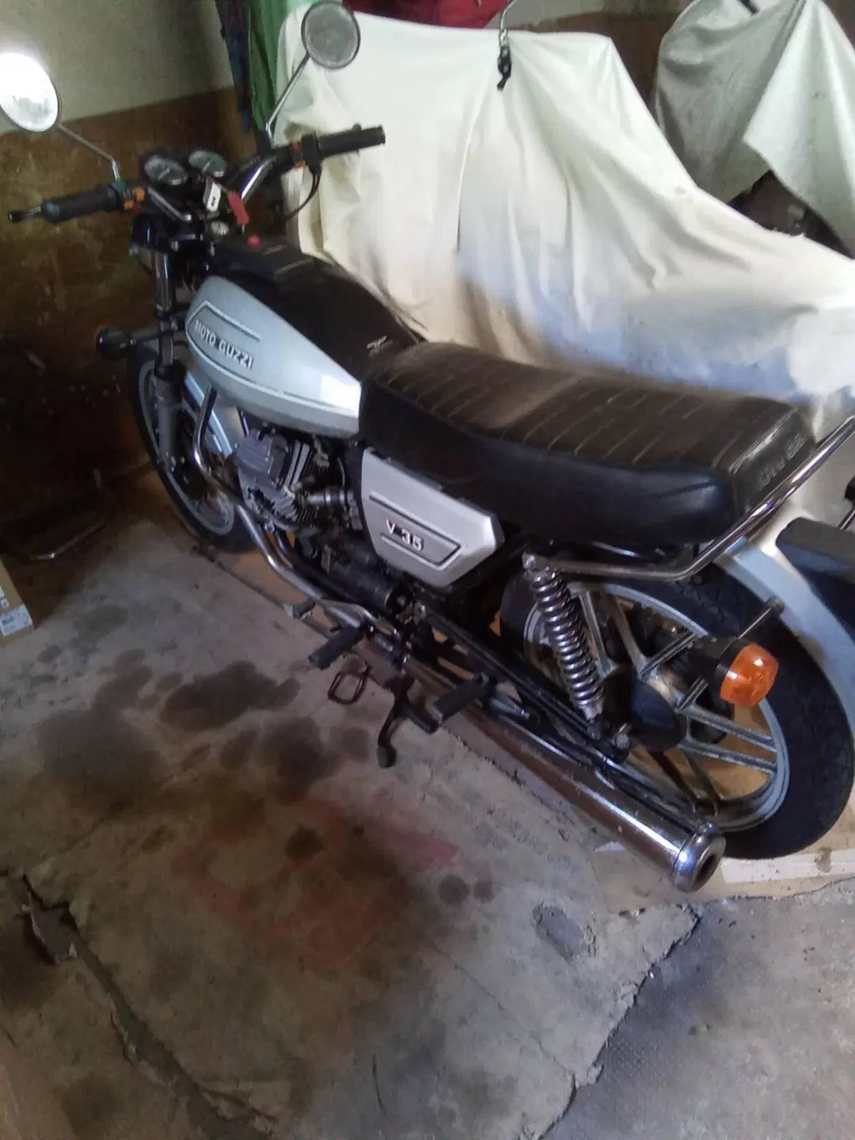 Moto Guzzi V35 (4)