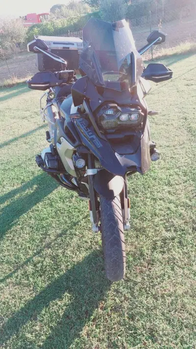 Bmw R 1250 GS Ultimate Edition (2023) usata