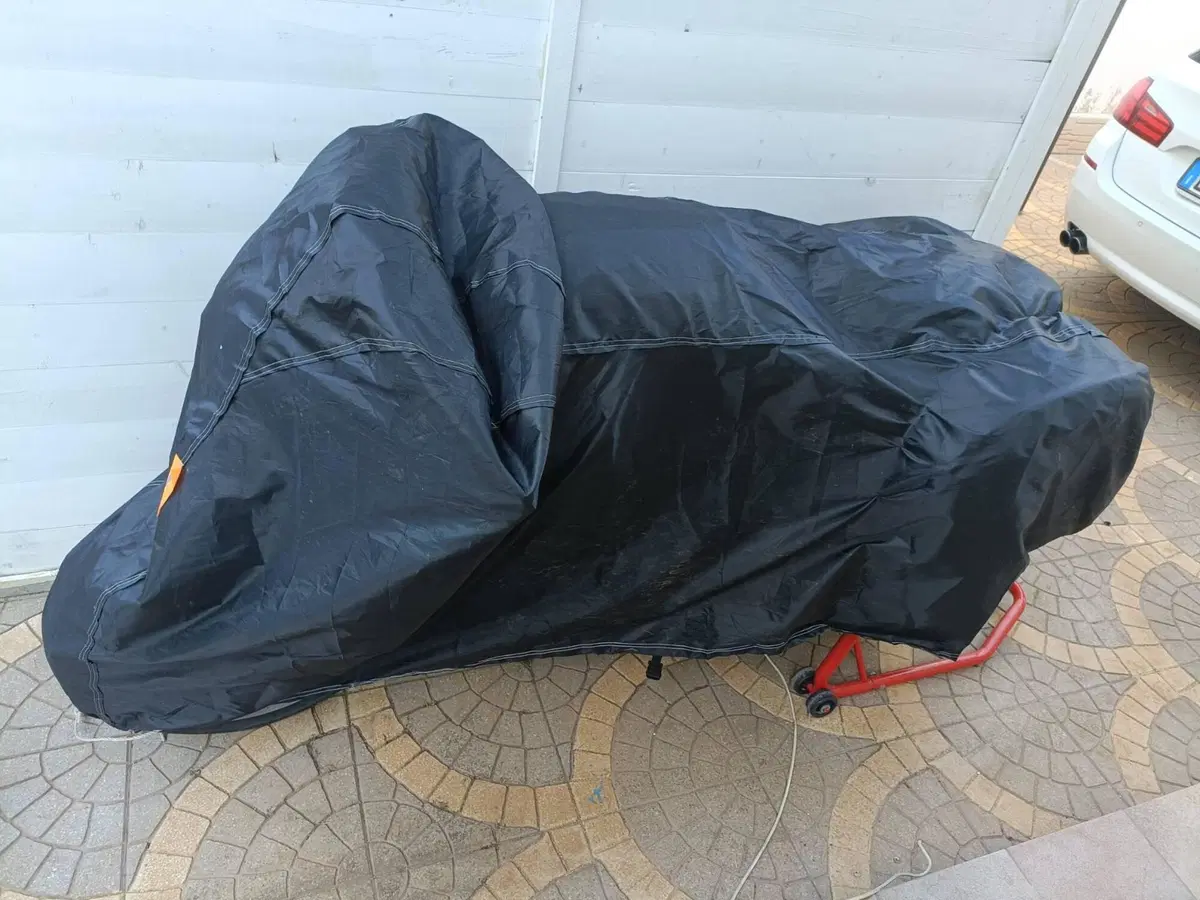 Ducati Monster 600 Dark (1998 - 01) (9)