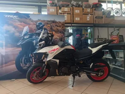 Benelli TRK 902 Stradale (2026) nuova