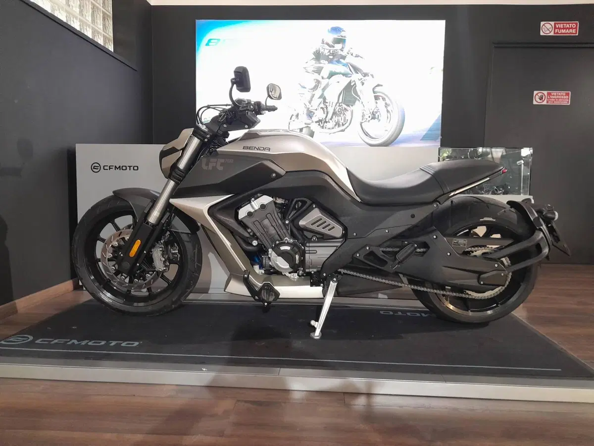 Benda Motorcycles LFC 700 (2024 - 26) (9)