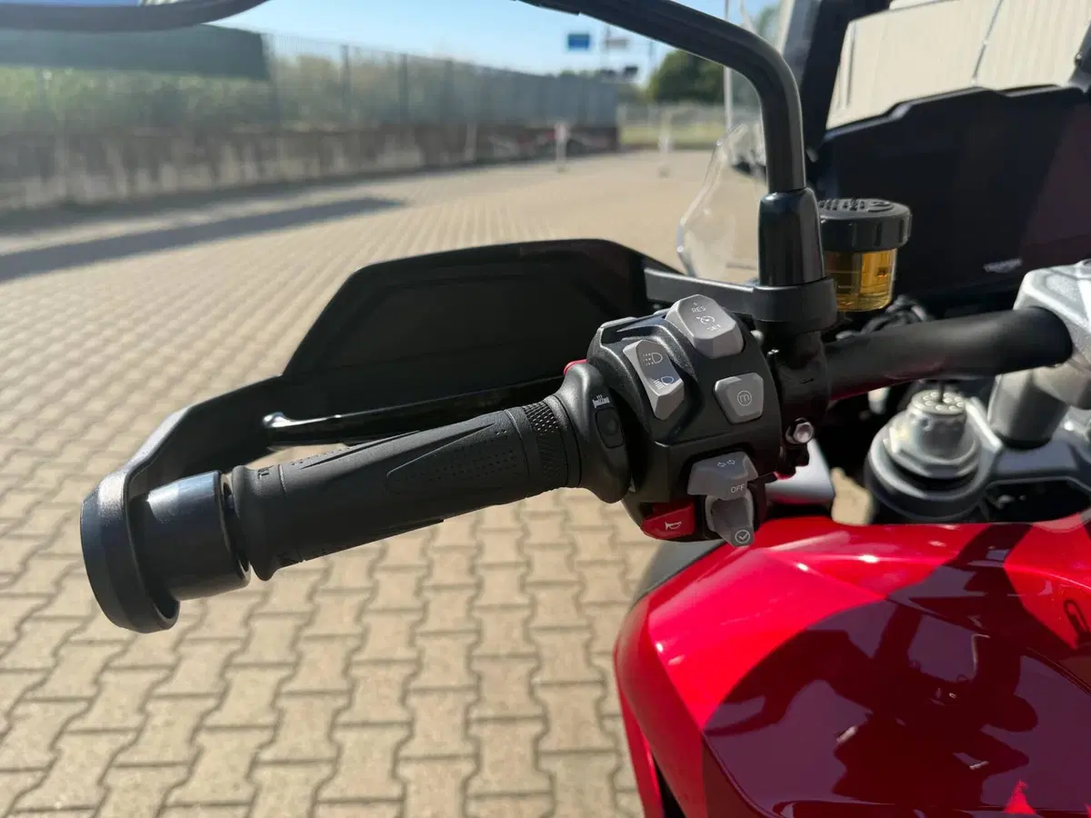 Triumph Tiger 1200 GT Pro (2024 - 26) (5)