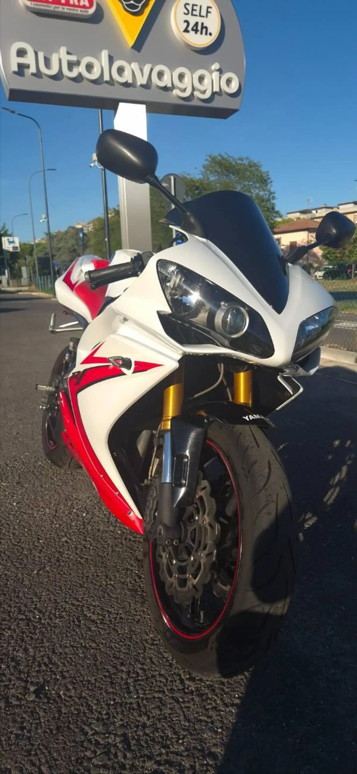 Yamaha YZF R1 (2007 - 08) (3)